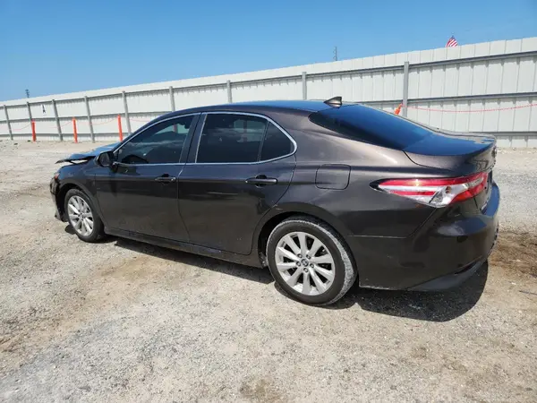 4T1B11HKXKU816643 2019 TOYOTA CAMRY - Image 2