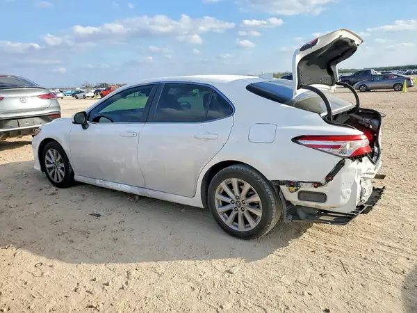 4T1B11HKXKU819171 2019 TOYOTA CAMRY - Image 2