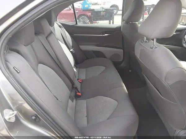 4T1B11HKXKU819459 2019 TOYOTA CAMRY - Image 8