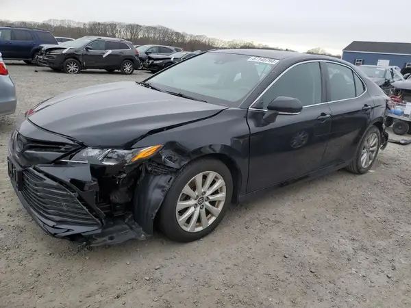 4T1B11HKXKU820627 2019 TOYOTA CAMRY - Image 1