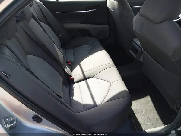 4T1B11HKXKU822684 2019 TOYOTA CAMRY - Image 8