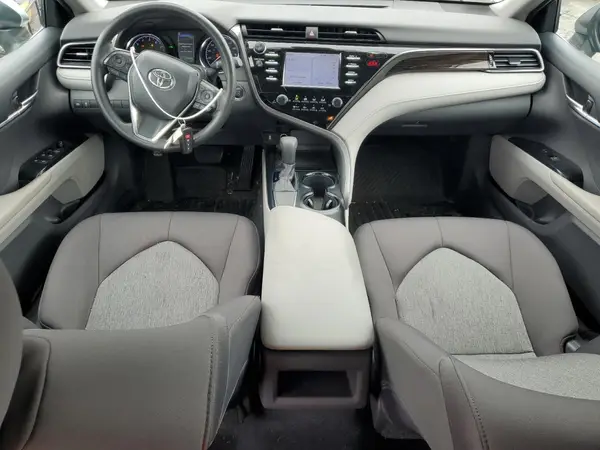 4T1B11HKXKU823561 2019 TOYOTA CAMRY - Image 8