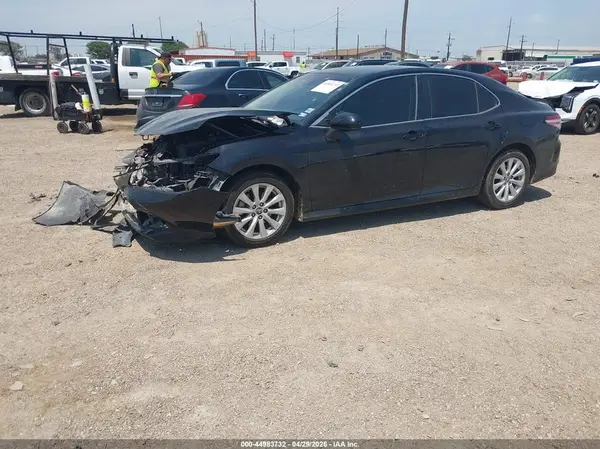 4T1B11HKXKU824757 2019 TOYOTA CAMRY - Image 2