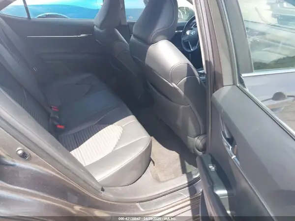 4T1B11HKXKU825259 2019 TOYOTA CAMRY - Image 8
