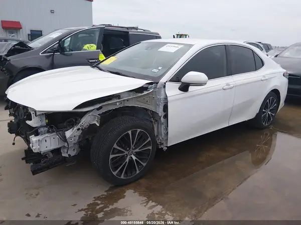 4T1B11HKXKU825987 2019 TOYOTA CAMRY - Image 2