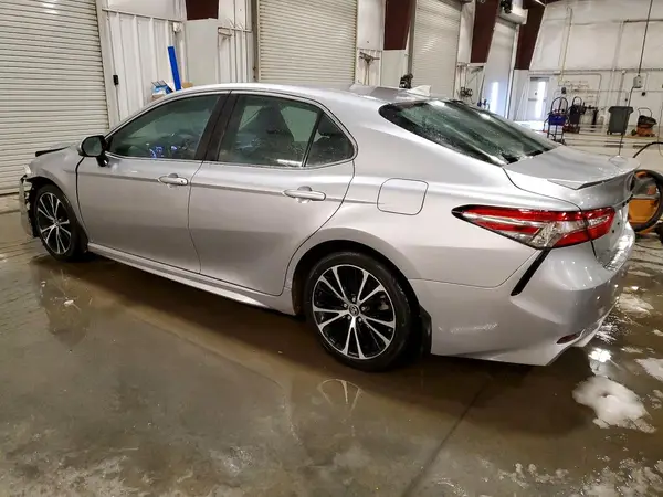 4T1B11HKXKU830381 2019 TOYOTA CAMRY - Image 2