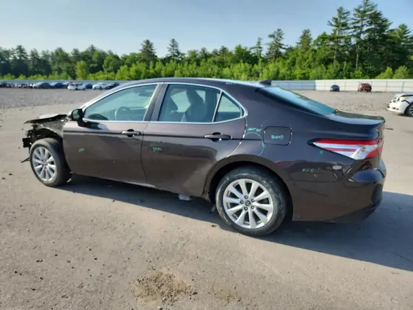 4T1B11HKXKU833247 2019 TOYOTA CAMRY - Image 2