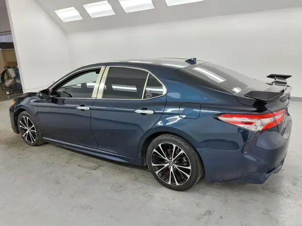 4T1B11HKXKU835855 2019 TOYOTA CAMRY - Image 2