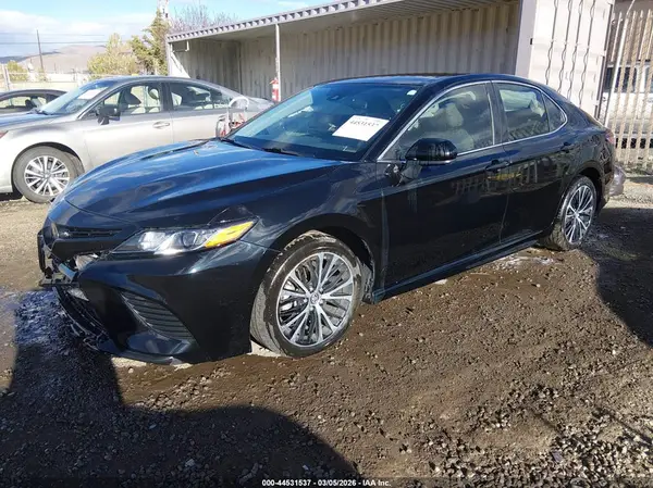 4T1B11HKXKU835869 2019 TOYOTA CAMRY - Image 2