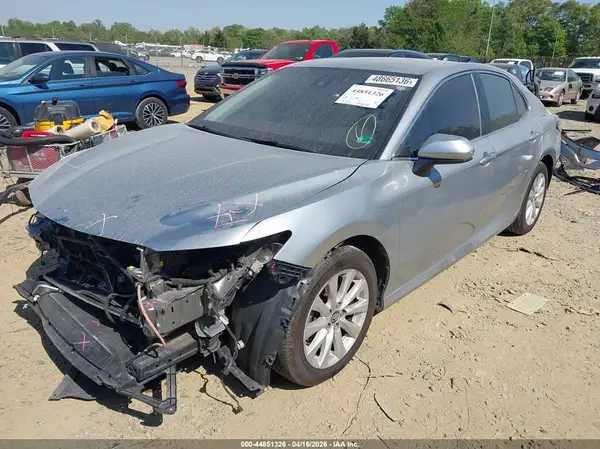 4T1B11HKXKU838769 2019 TOYOTA CAMRY - Image 2