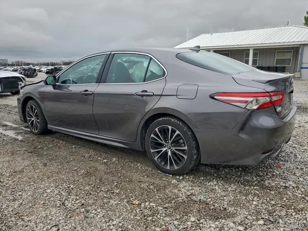 4T1B11HKXKU839100 2019 TOYOTA CAMRY - Image 2