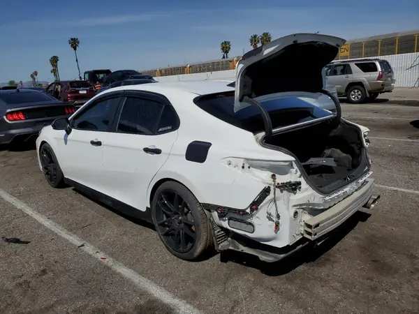 4T1B11HKXKU842353 2019 TOYOTA CAMRY - Image 2