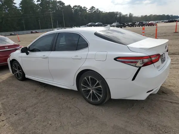 4T1B11HKXKU842787 2019 TOYOTA CAMRY - Image 2