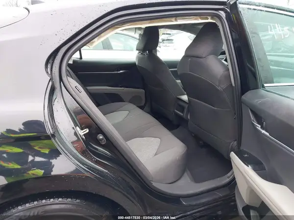 4T1B11HKXKU845009 2019 TOYOTA CAMRY - Image 8