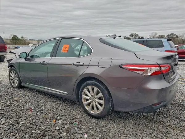 4T1B11HKXKU845429 2019 TOYOTA CAMRY - Image 2
