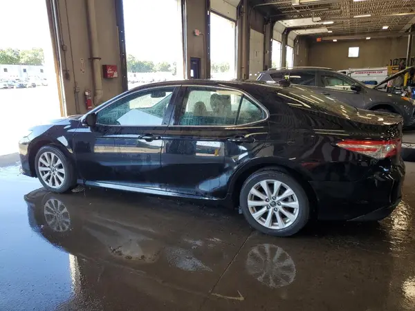 4T1B11HKXKU846659 2019 TOYOTA CAMRY - Image 2