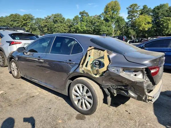 4T1B11HKXKU848069 2019 TOYOTA CAMRY - Image 2