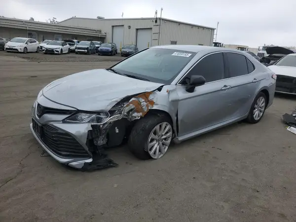 4T1B11HKXKU848931 2019 TOYOTA CAMRY - Image 1