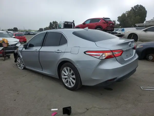 4T1B11HKXKU848931 2019 TOYOTA CAMRY - Image 2