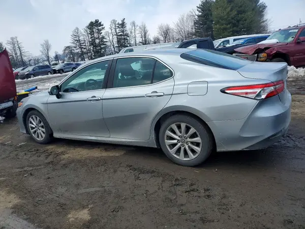 4T1B11HKXKU850565 2019 TOYOTA CAMRY - Image 2