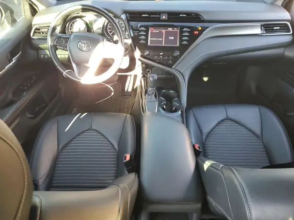 4T1B11HKXKU856057 2019 TOYOTA CAMRY - Image 8