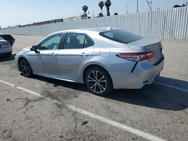 4T1B11HKXKU856723 2019 TOYOTA CAMRY - Image 2