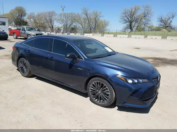4T1B21FB0KU002307 2019 TOYOTA AVALON - Image 1