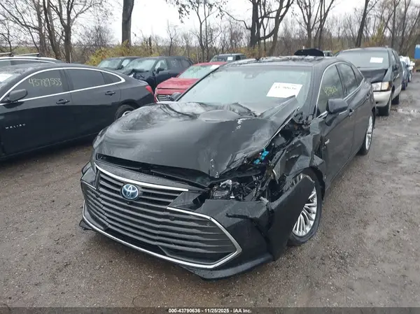 4T1B21FB0KU007331 2019 TOYOTA AVALON - Image 2