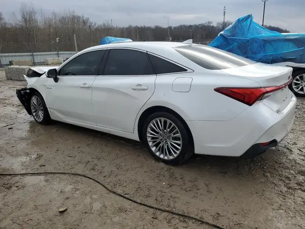 4T1B21FB1KU004860 2019 TOYOTA AVALON - Image 2