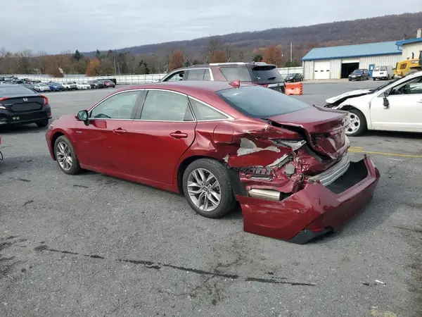 4T1B21FB1KU006768 2019 TOYOTA AVALON - Image 2