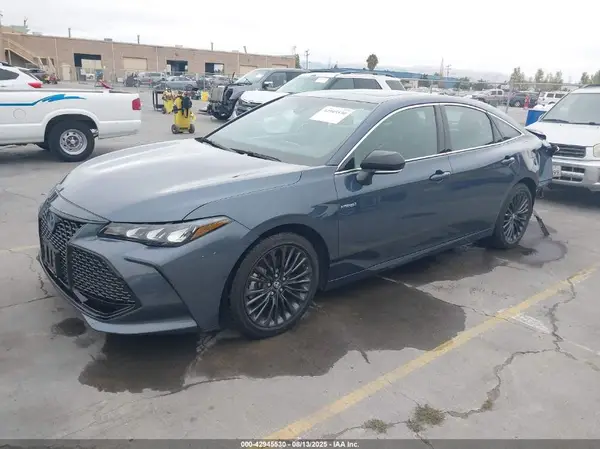 4T1B21FB1KU010836 2019 TOYOTA AVALON - Image 2