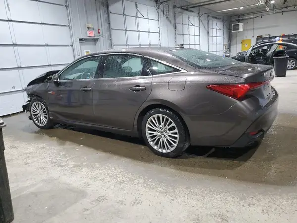 4T1B21FB2KU002891 2019 TOYOTA AVALON - Image 2