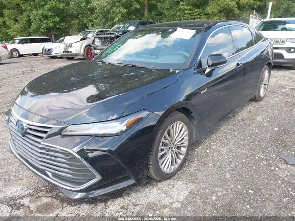 4T1B21FB2KU004446 2019 TOYOTA AVALON - Image 2