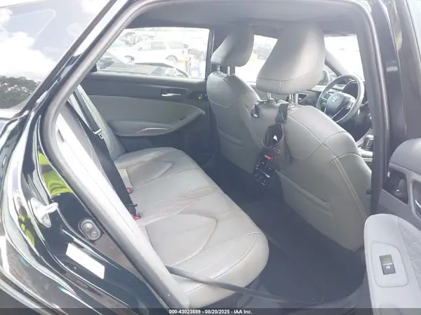 4T1B21FB2KU004446 2019 TOYOTA AVALON - Image 8