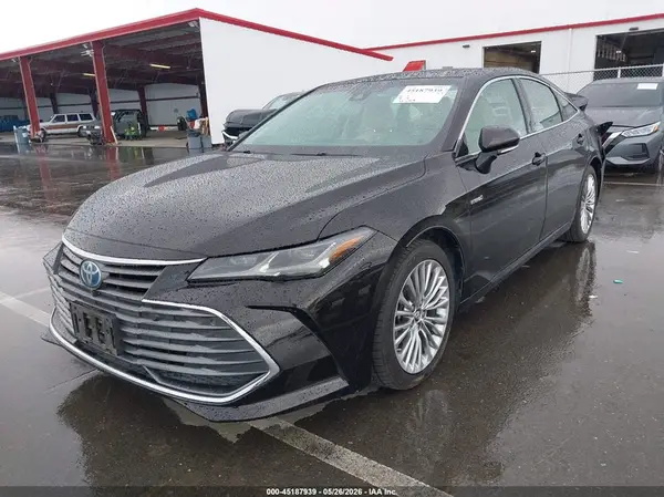 4T1B21FB2KU005256 2019 TOYOTA AVALON - Image 2