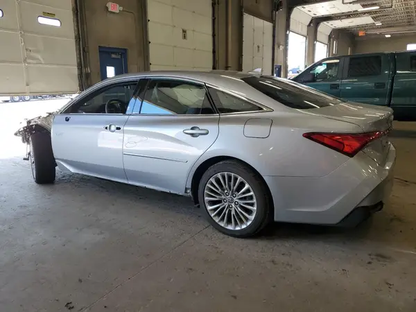 4T1B21FB2KU006925 2019 TOYOTA AVALON - Image 2