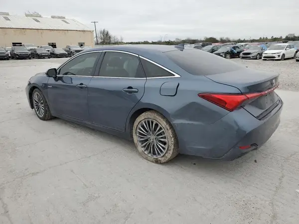 4T1B21FB2KU010683 2019 TOYOTA AVALON - Image 2