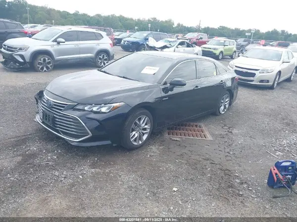 4T1B21FB3KU007257 2019 TOYOTA AVALON - Image 2