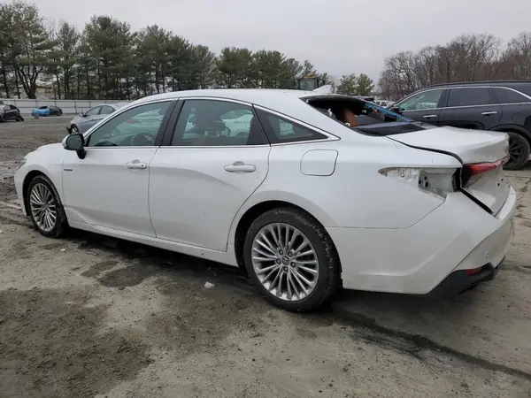 4T1B21FB3KU011759 2019 TOYOTA AVALON - Image 2