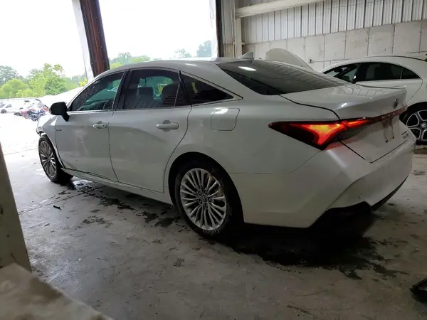 4T1B21FB4KU003637 2019 TOYOTA AVALON - Image 2