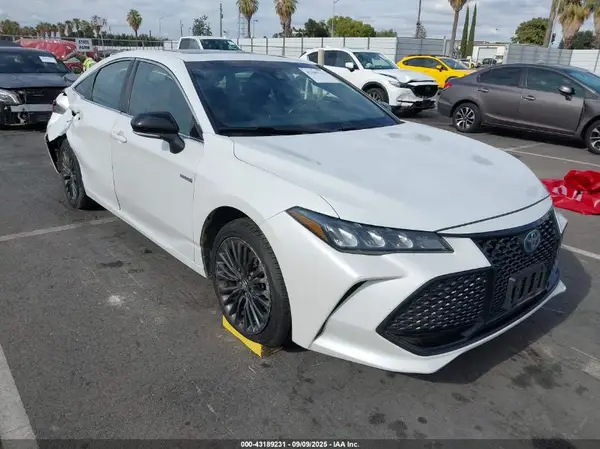 4T1B21FB4KU004612 2019 TOYOTA AVALON - Image 1