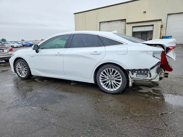 4T1B21FB4KU009471 2019 TOYOTA AVALON - Image 2