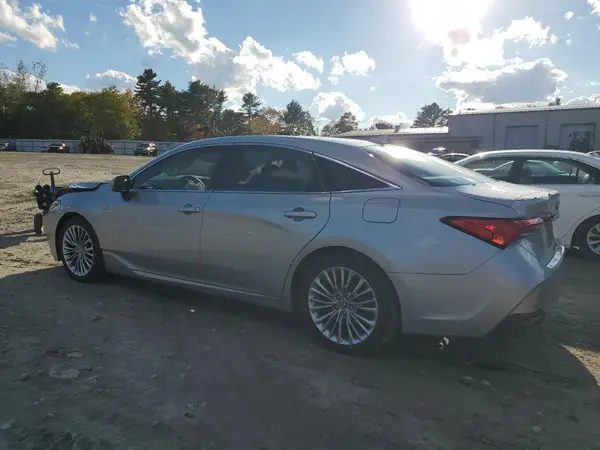 4T1B21FB6KU009052 2019 TOYOTA AVALON - Image 2