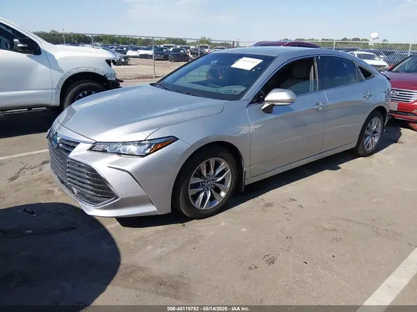 4T1B21FB7KU003082 2019 TOYOTA AVALON - Image 2