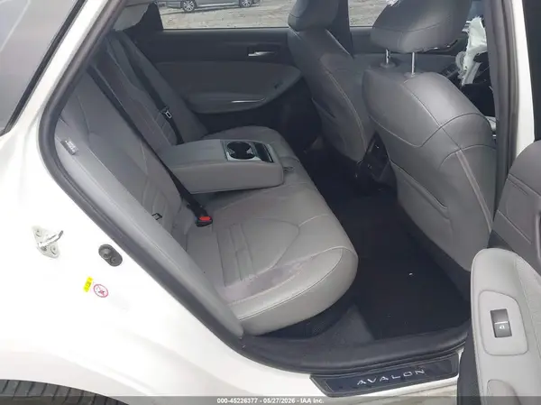 4T1B21FB8KU003463 2019 TOYOTA AVALON - Image 8