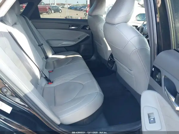 4T1B21FB8KU003723 2019 TOYOTA AVALON - Image 8