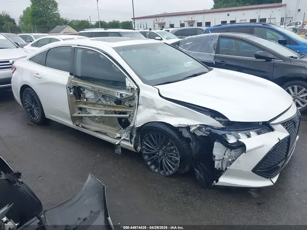 4T1B21FB8KU004127 2019 TOYOTA AVALON - Image 1