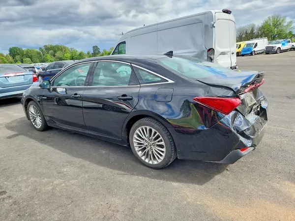 4T1B21FB8KU005732 2019 TOYOTA AVALON - Image 2