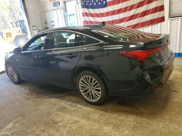 4T1B21FB8KU006573 2019 TOYOTA AVALON - Image 2
