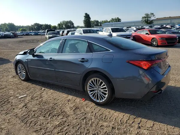 4T1B21FB8KU010820 2019 TOYOTA AVALON - Image 2